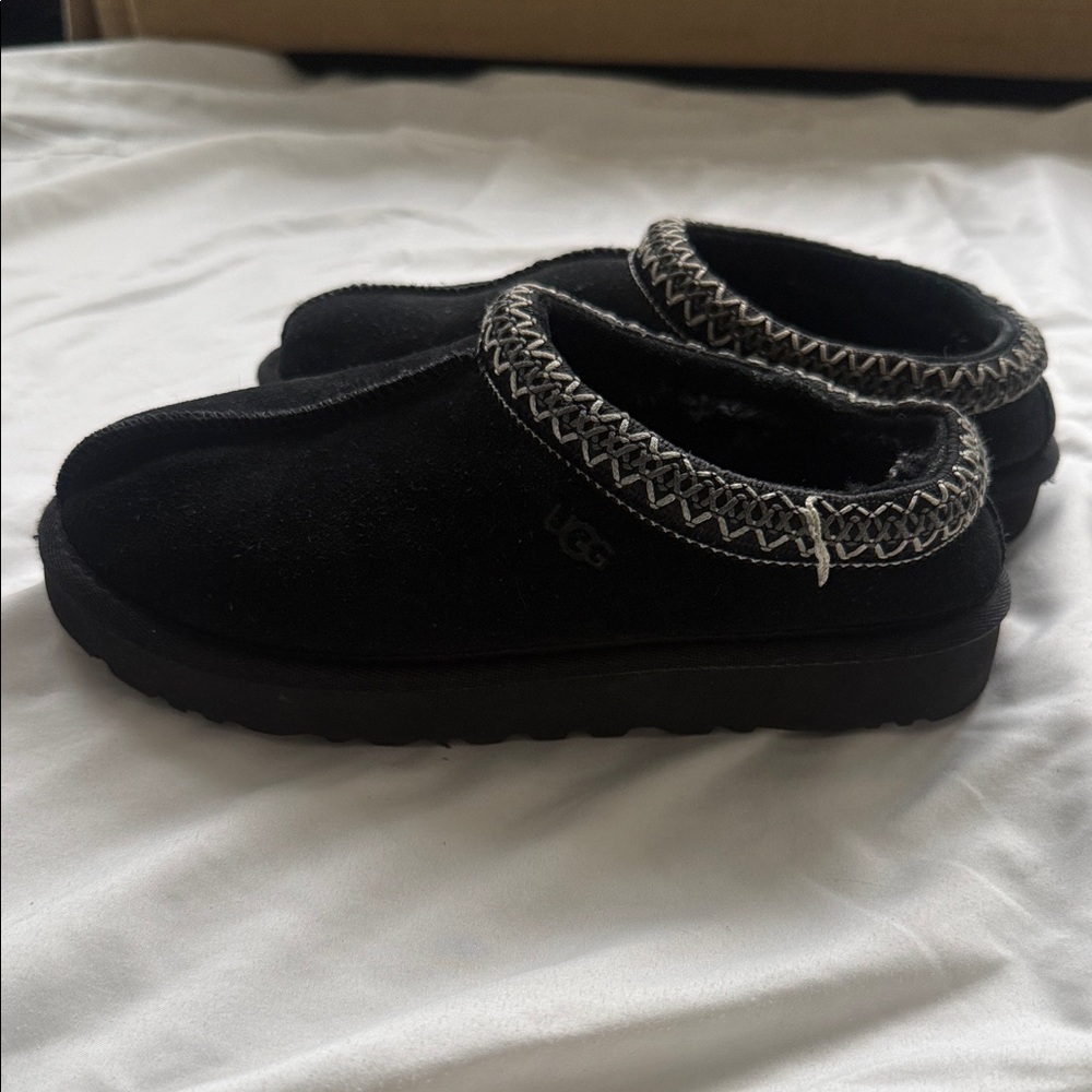 UGG Black Slippers with Patterned Trim